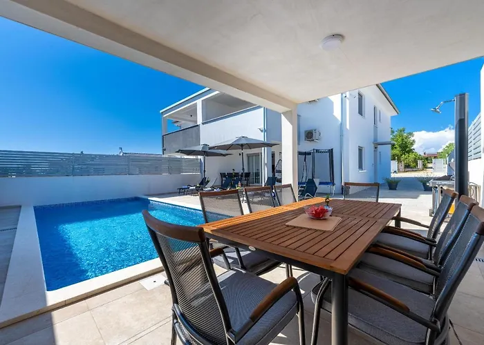 Βίλα Ema And Ana *