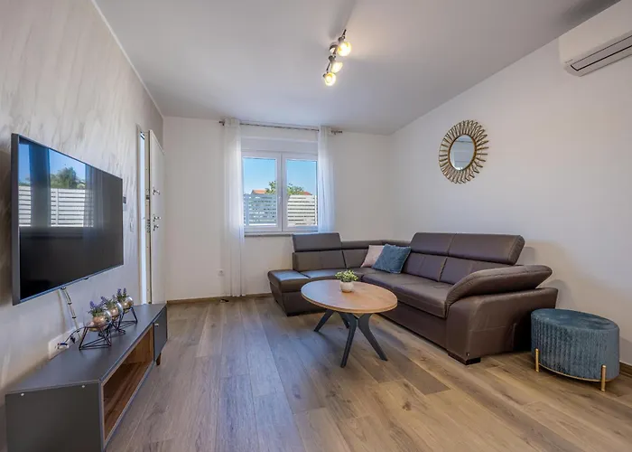 Ema And Ana Βίλα